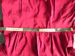 Camisa vermelha acetinada