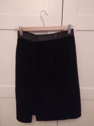 Falda negra Cortefiel