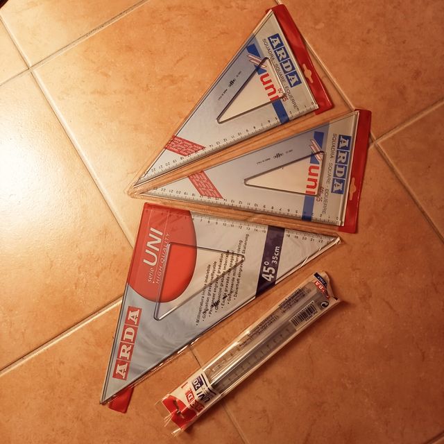 Righello e squadre Arda