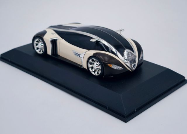 PEUGEOT 4002 CONCEPT CAR 1:43 NOREV