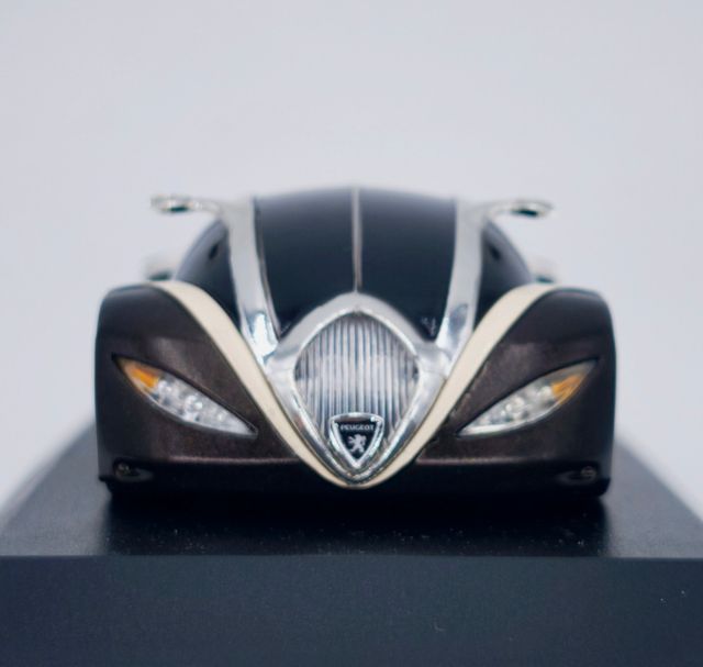 PEUGEOT 4002 CONCEPT CAR 1:43 NOREV