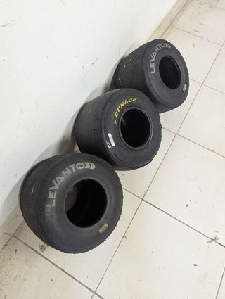 Gomme Go Kart da esposizione 