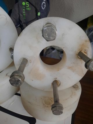 Separadores teflón ruedas quat