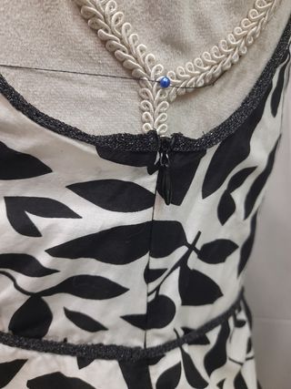 Blusa preta e branca