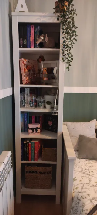 Divan + colchón de 80 + estantería