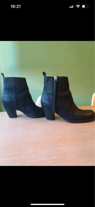 Botines tacon talla 39