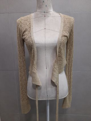 Casaco dourado croché