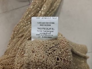 Casaco dourado croché