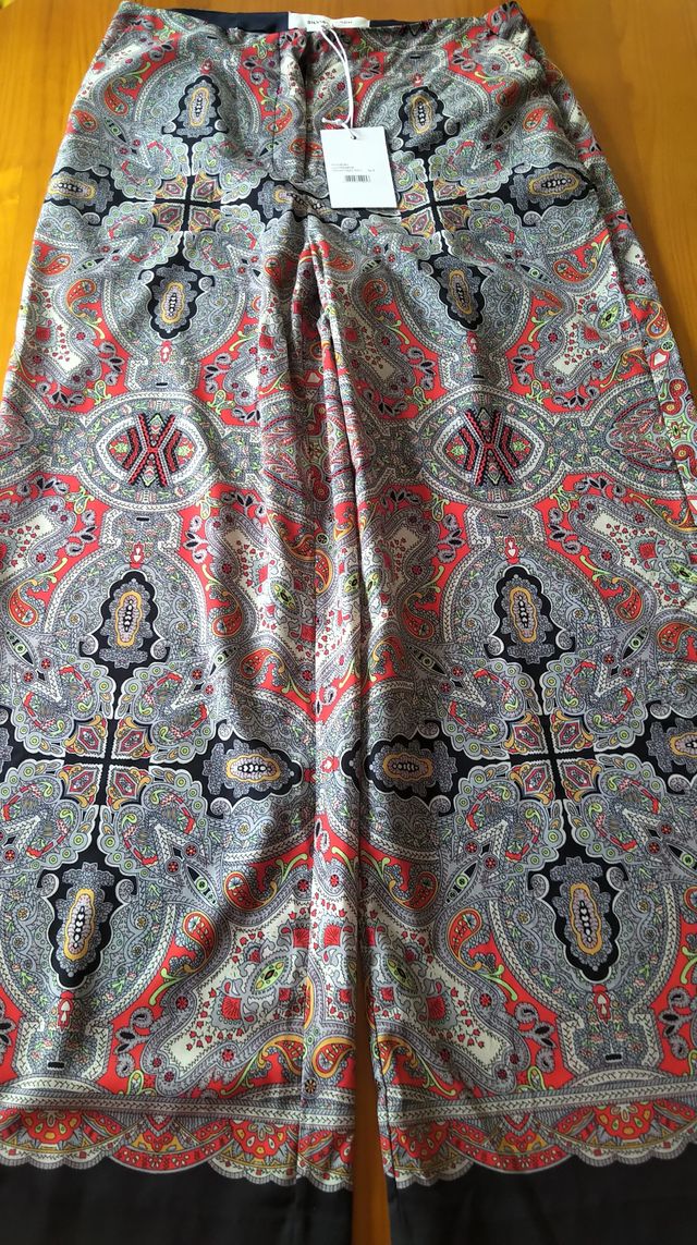 Set stampato a marchio Silvian Heach taglia M