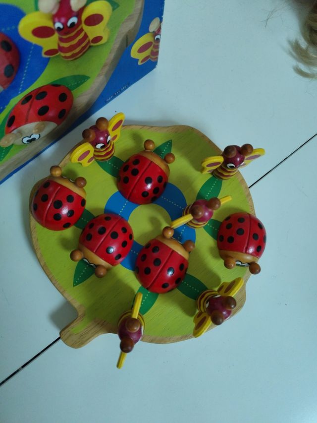 Juego tres en raya de madera