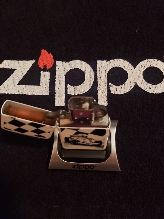 ZIPPO Nuevo sin uso