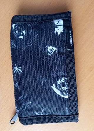 CARTERA QUICKSILVER CALAVERAS 