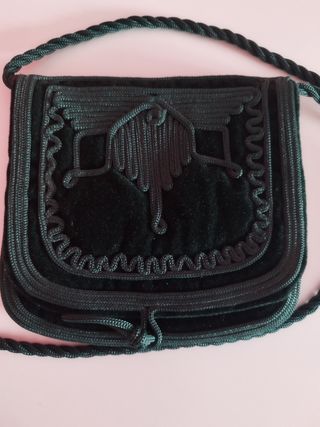 Bolso de terciopelo verde 