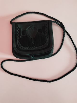 Bolso de terciopelo verde 
