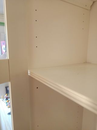 Mueble-vitrina Ikea LIATORP