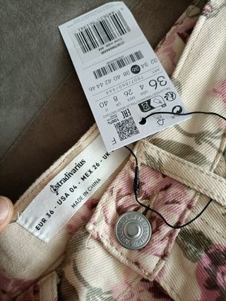 Short denim estampado Stradivarius