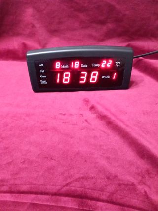 Orologio sveglia digitale datario temper