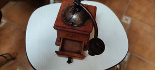 Molinillos de café antiguos