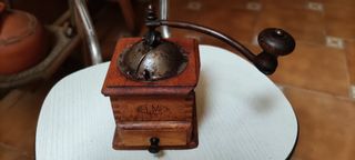 Molinillos de café antiguos