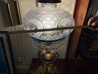 Lámpara antigua bronce cristal tallado esmalte