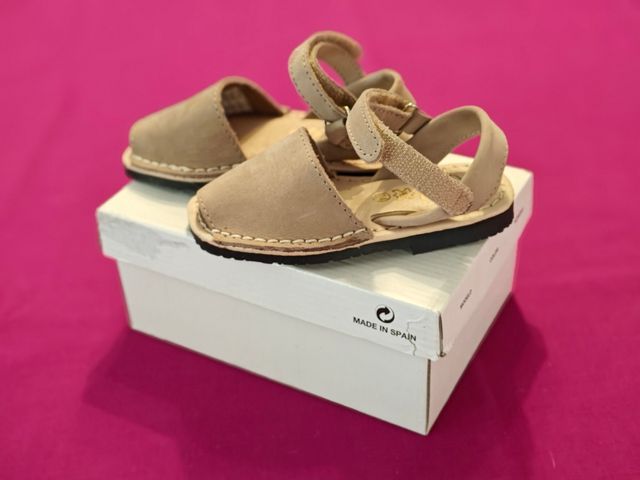 Sandalias de piel niño