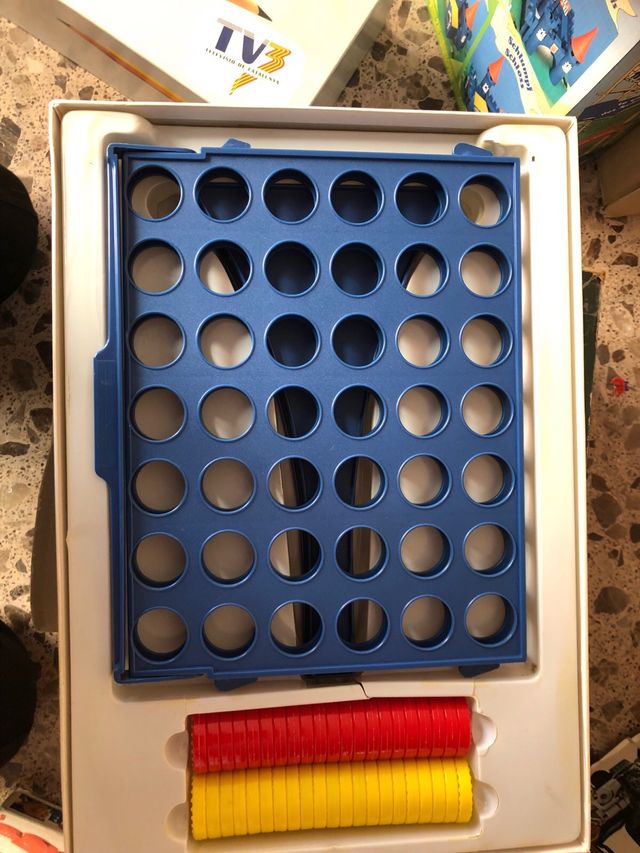 Conecta 4 juego de mesa antiguo