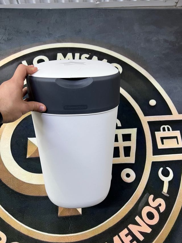 Contenedor para pañales