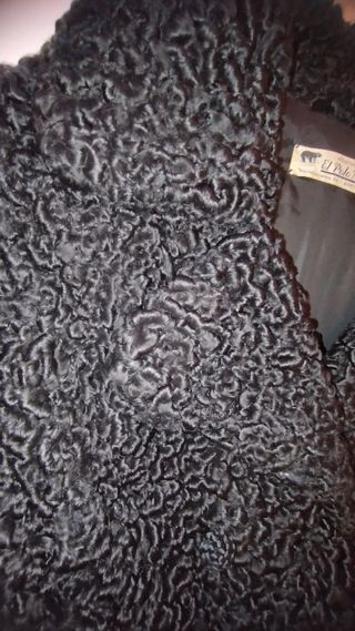 Abrigo largo astracán negro