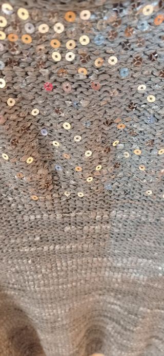 Jersey  gris verdoso con lentejuelas