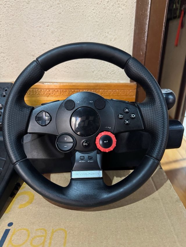 Volante logitech driving gt