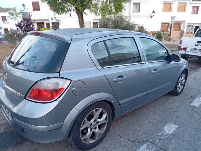 Opel Astra 2005