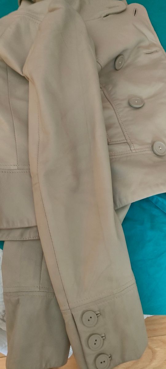 Cazadora piel preciosa