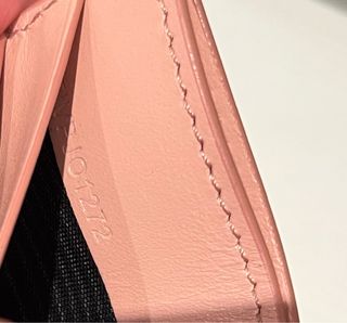 Original tarjetero Burberry Rosa