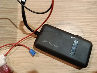 GPS TRACKER AT1