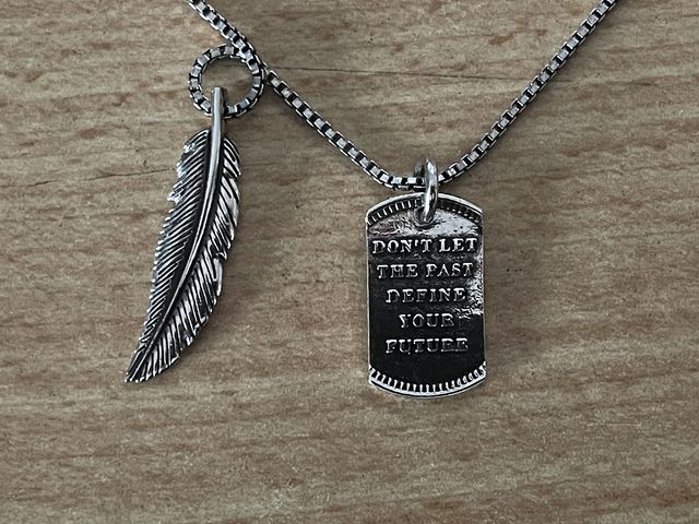 Collana Nomination Italy con targhetta e piuma