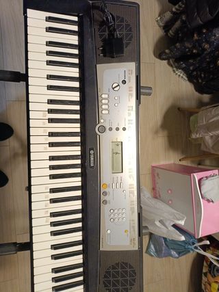 Teclado Yamaha