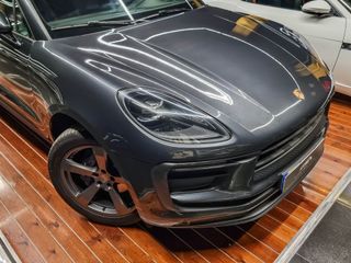 Porsche Macan 2021