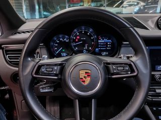 Porsche Macan 2021