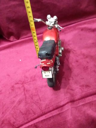 Riproduzione in scala motocicletta kawas