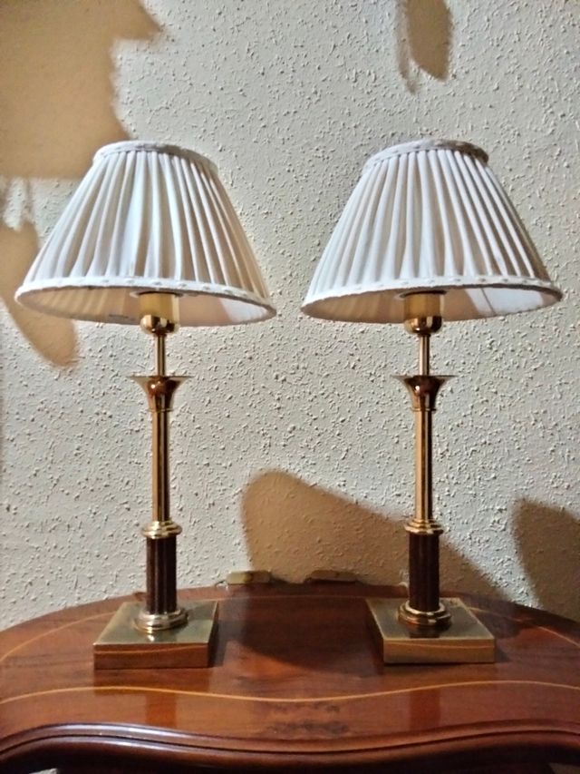 GRANDI COPPIE DI LAMPADE COLONNE ROMANE IN BRONZ