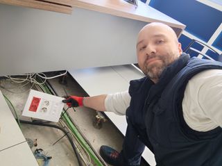 Trabajos ELÉCTRICOS.