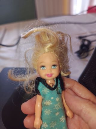 JUGUETE SHELLY y KETY HERMANAS DE BARBIE