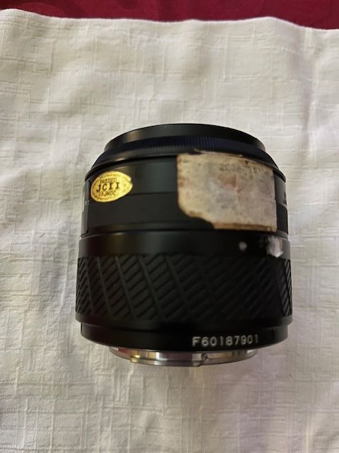 obbiettivo Yashica 35-70