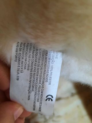 Urso de Pelúcia Branco-Bege com Laço Xadrez