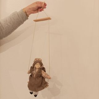 Muñeca antigua artesanal