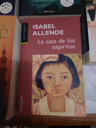 Novelas escritoras contemporáneas
