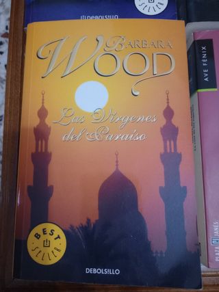 Novelas escritoras contemporáneas