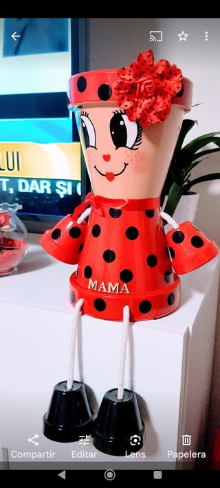 Macetas divertidas pintadas a mano