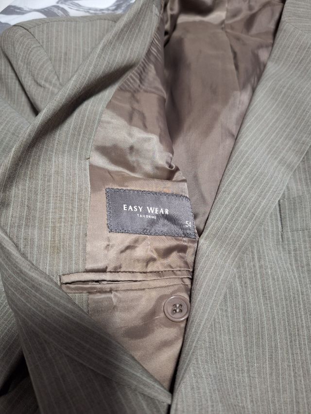 Traje hombre Easy Wear marrón