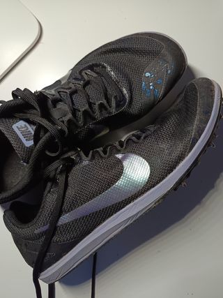 Zapatillas de clavo